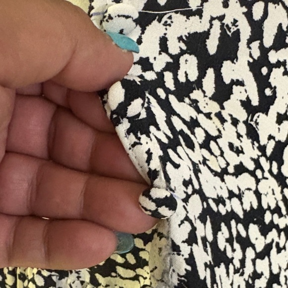 Zara Black White Print V-Neck Ruffle Bottom Shift mini Dress medium - Picture 5 of 8